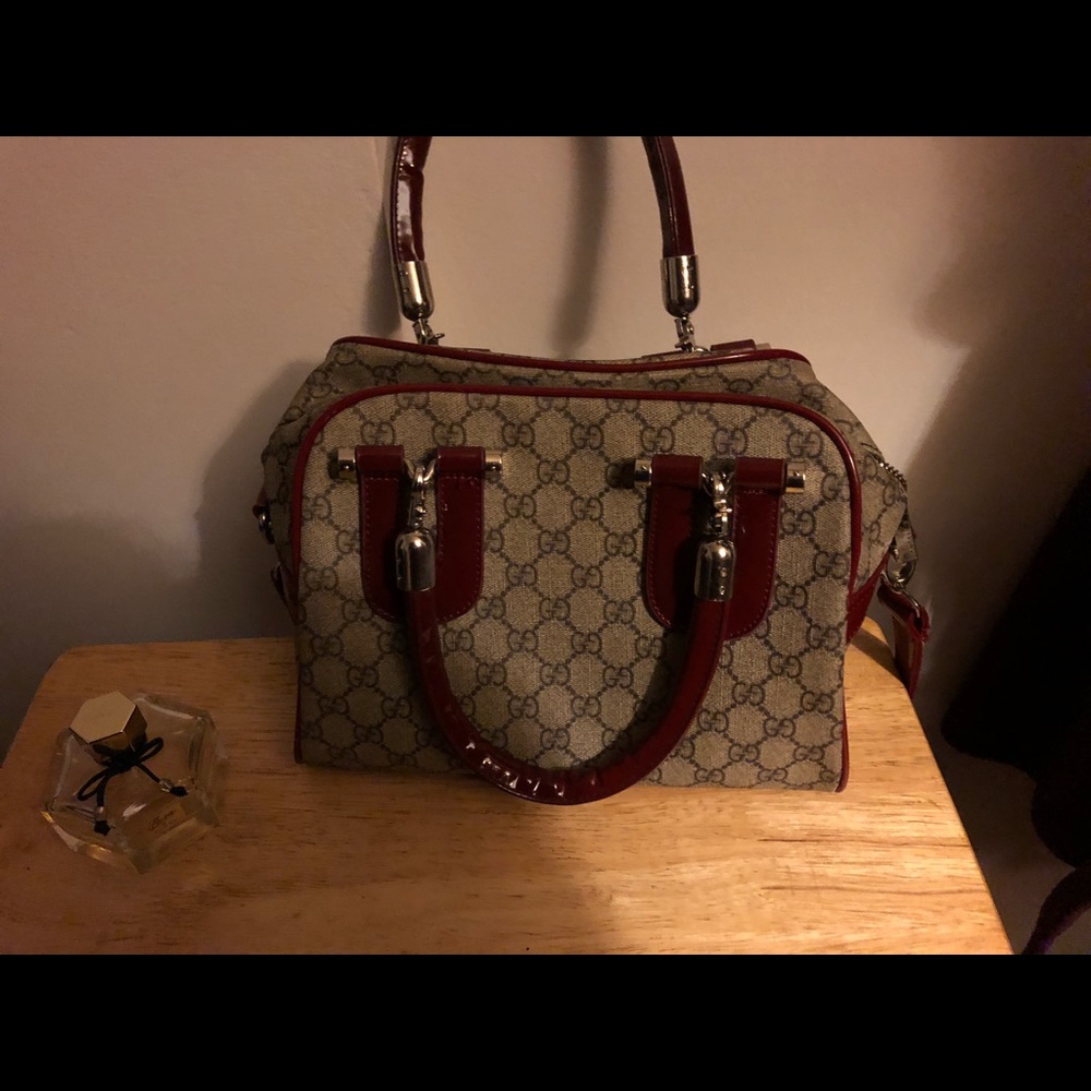 Nice vintage Gucci purse